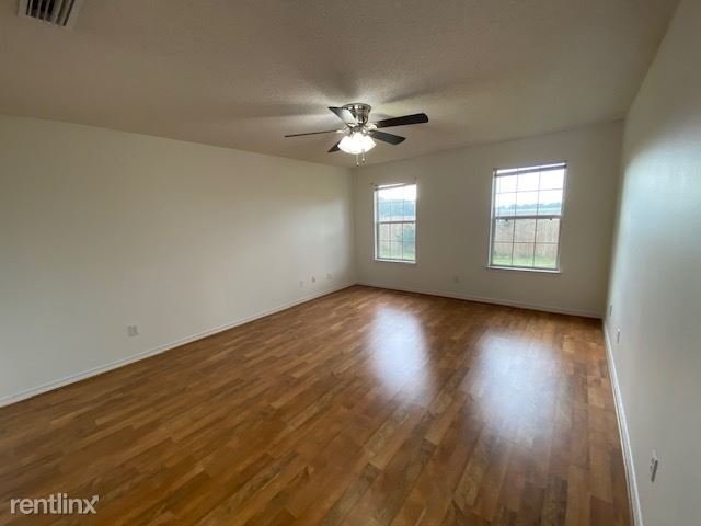 120 Vivian Loop - Photo 1