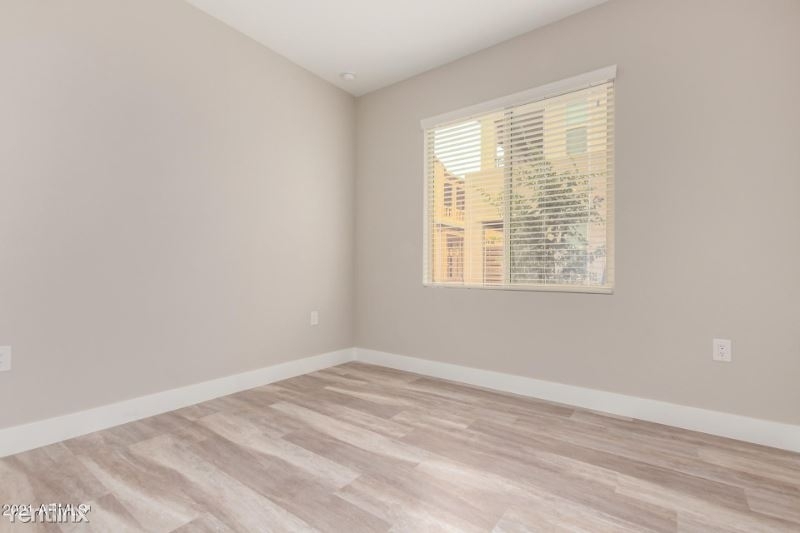 774 E Ginko Ave 101 - Photo 17