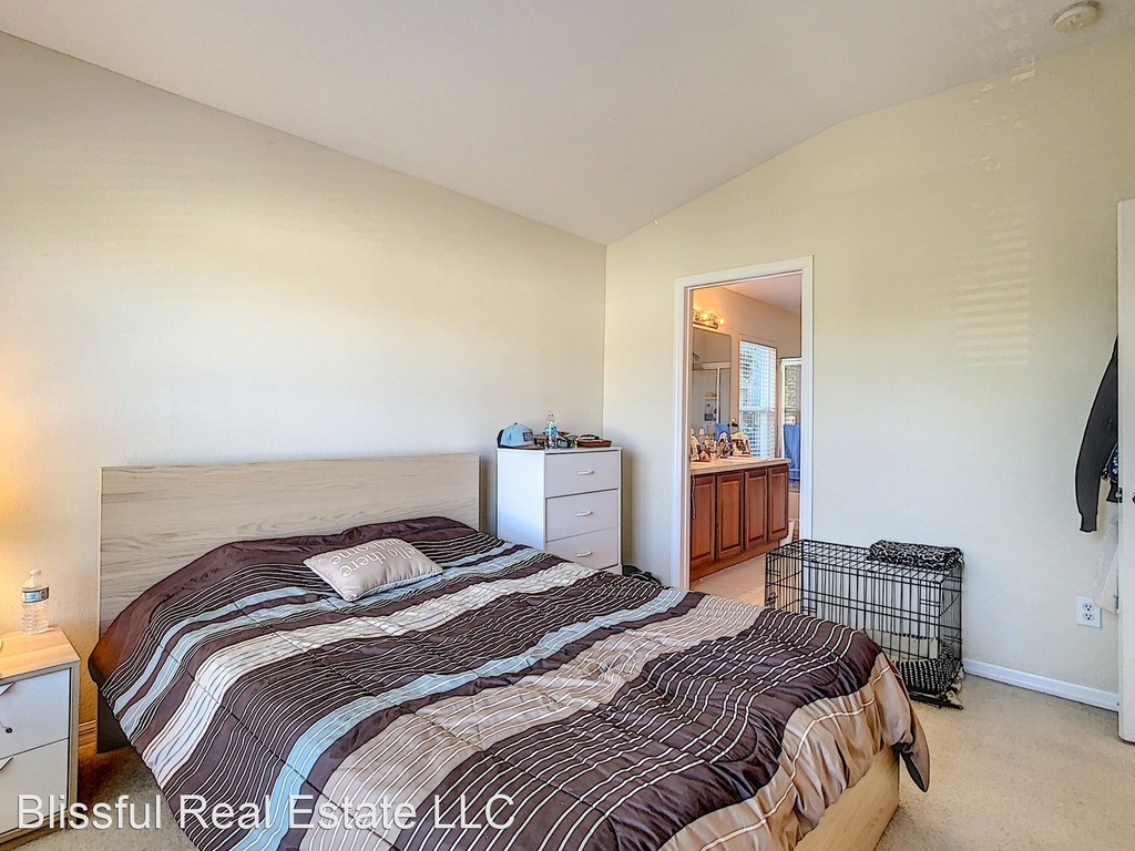 2210 San Jacinto Circle - Photo 18