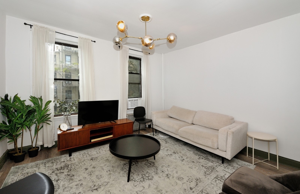 338 East 61st Street - Photo 0