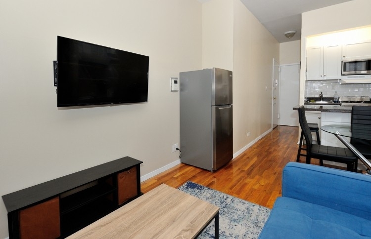 331 East 33rd - Photo 6