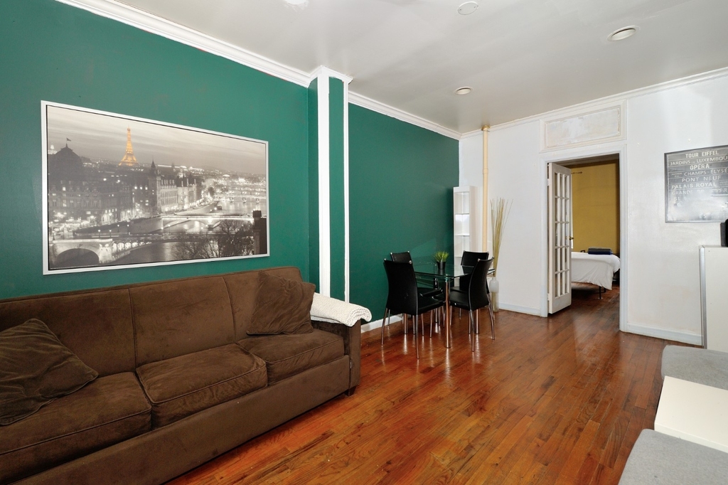 536 Ninth Avenue - Photo 1