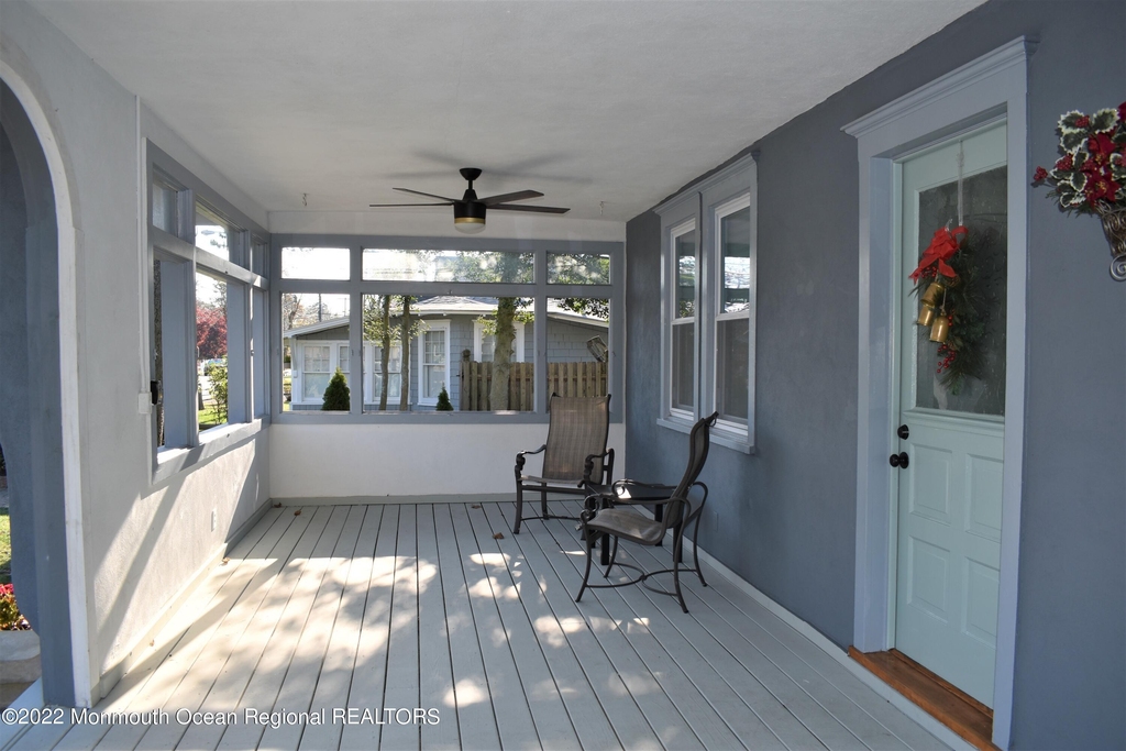 334 Barnegat Boulevard - Photo 2