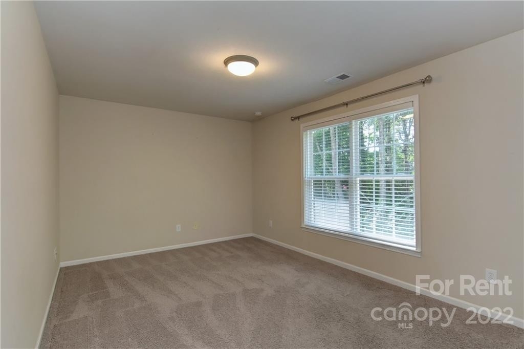 9913 Zackery Avenue - Photo 28