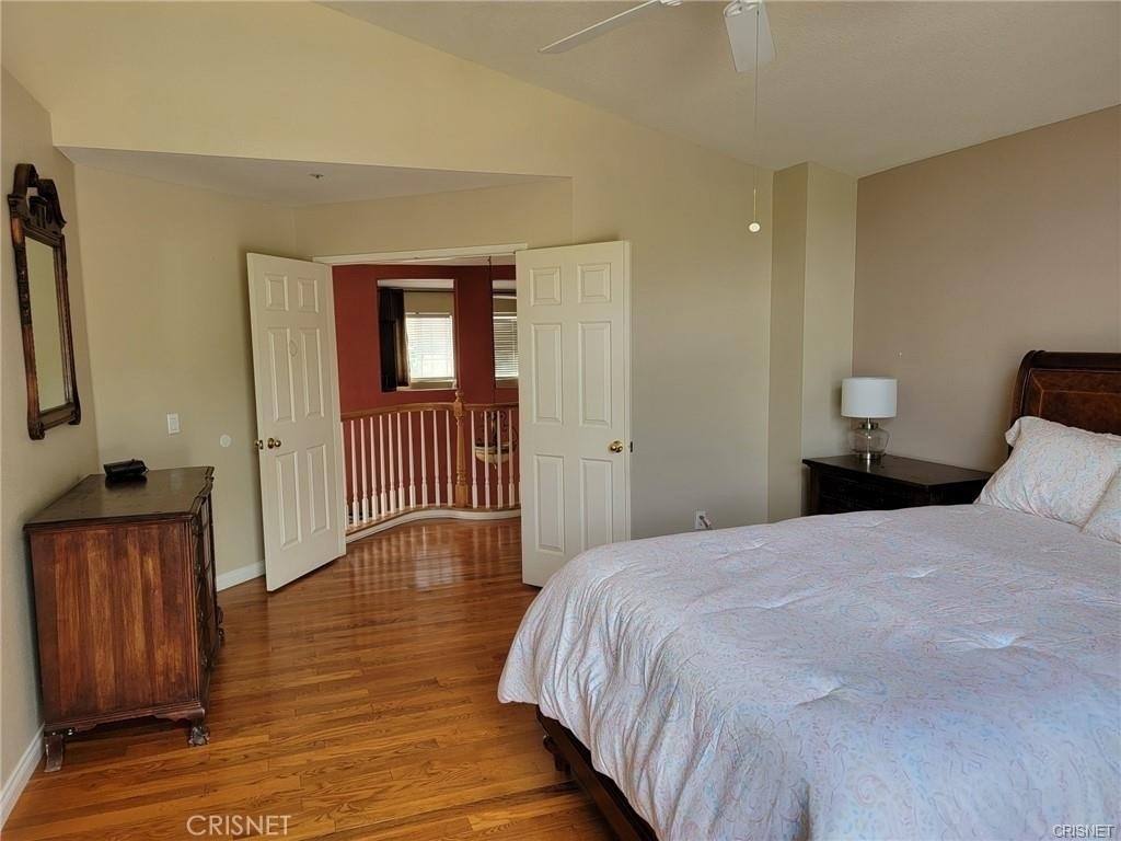 24633 Stagg Street - Photo 2