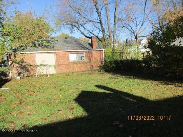 919 Parkway Dr - Photo 3