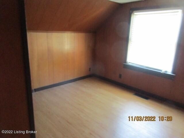 919 Parkway Dr - Photo 10