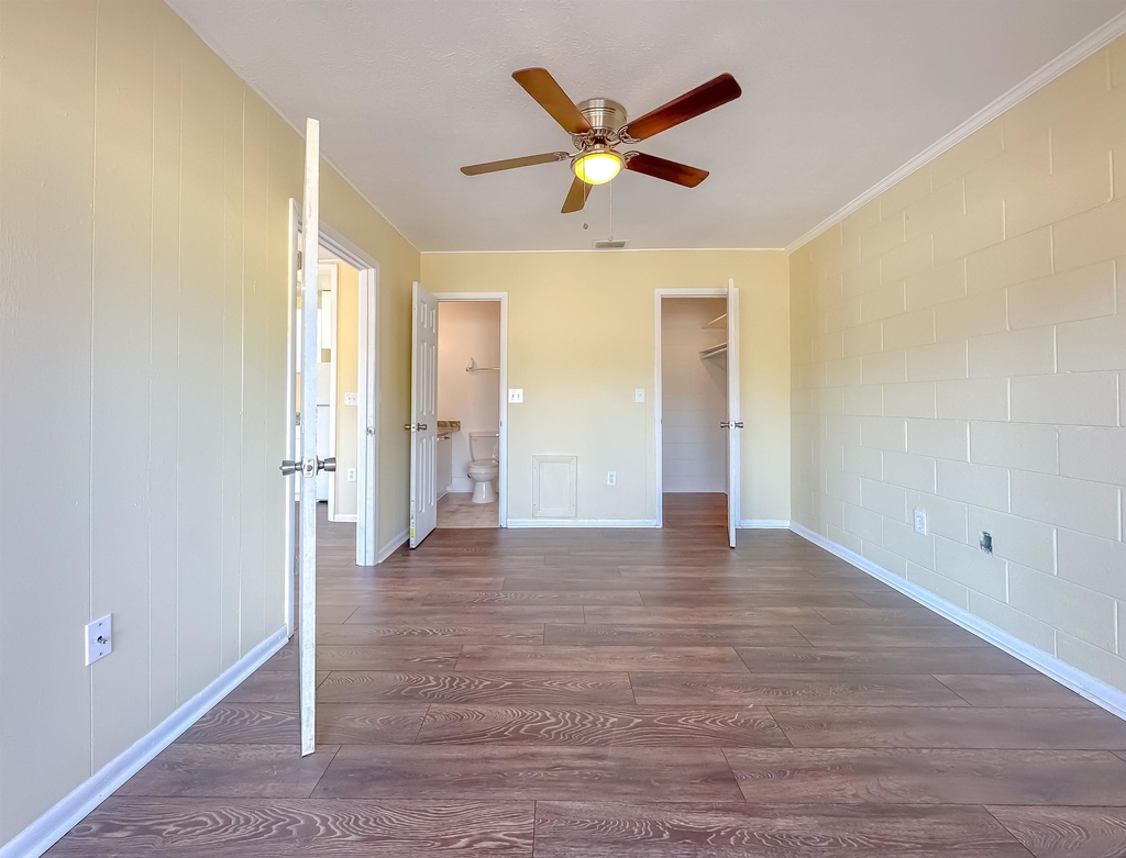 2241 W Pensacola - Photo 10