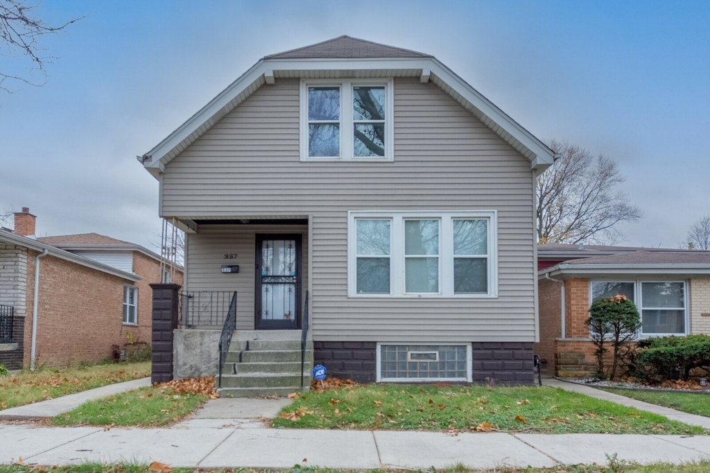 337 W 102nd Street - Photo 1