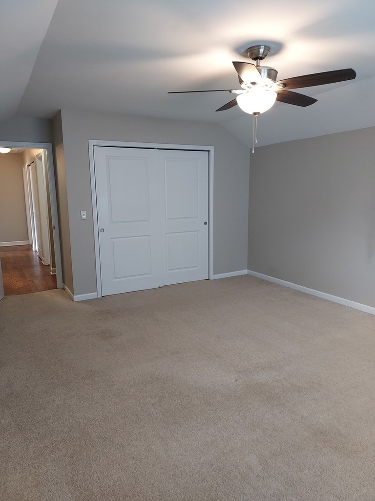 562 Hempstead Avenue - Photo 14