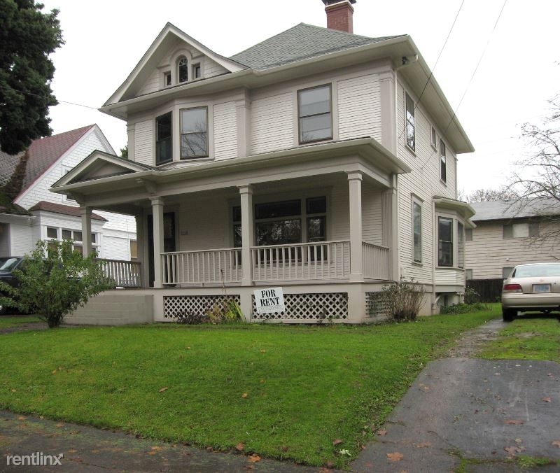 2233 Ne Multnomah - Photo 0