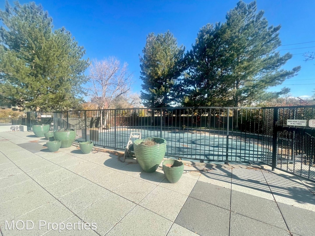 3100 Cherry Creek Dr S, # 904 - Photo 8