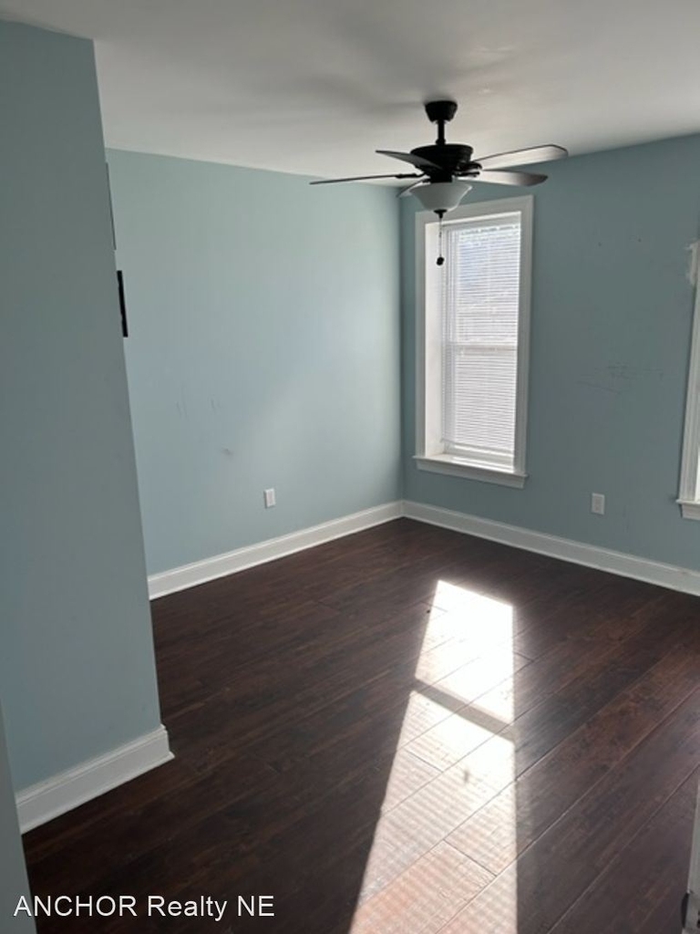 645 Walnut St. - Photo 5