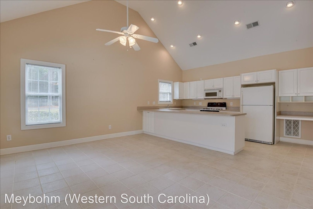 356 Magnolia Lake Court - Photo 57