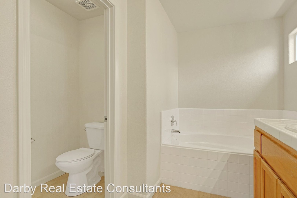 5281 Arrezzo Street - Photo 10