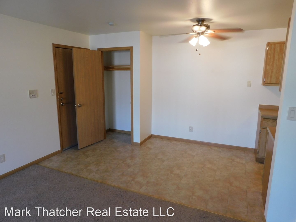 209-215 Roosevelt Drive - Photo 21