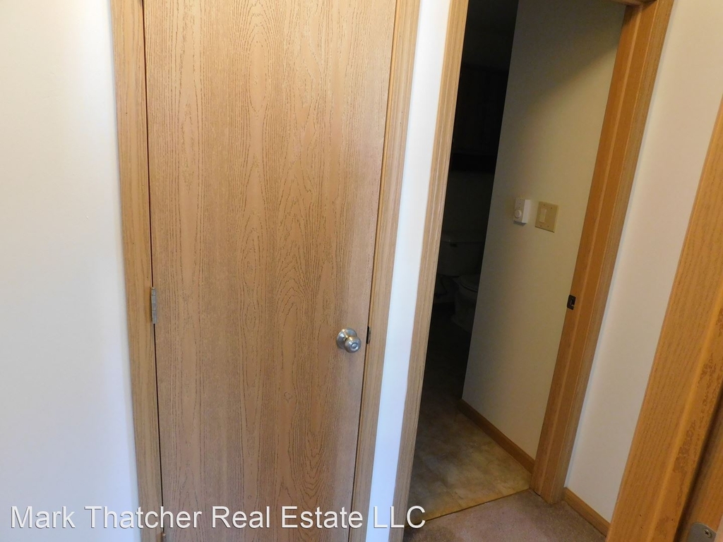 209-215 Roosevelt Drive - Photo 20