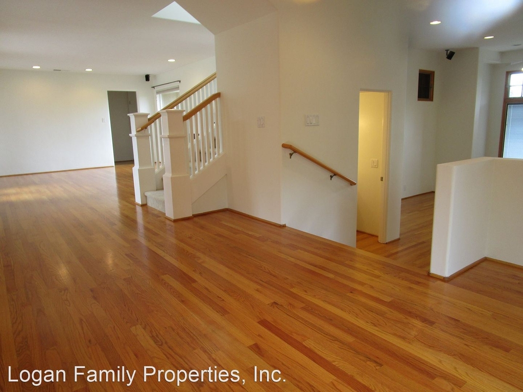 5565 Beaumont Ave - Photo 2