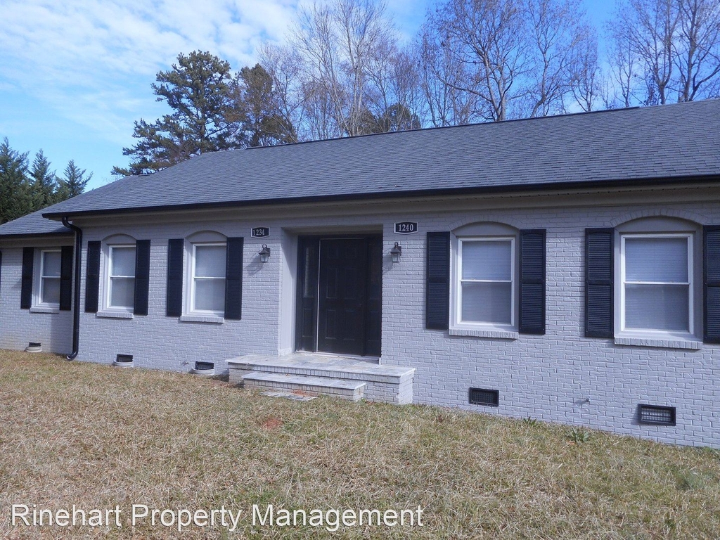 1234 North Dobys Bridge Road - Photo 1