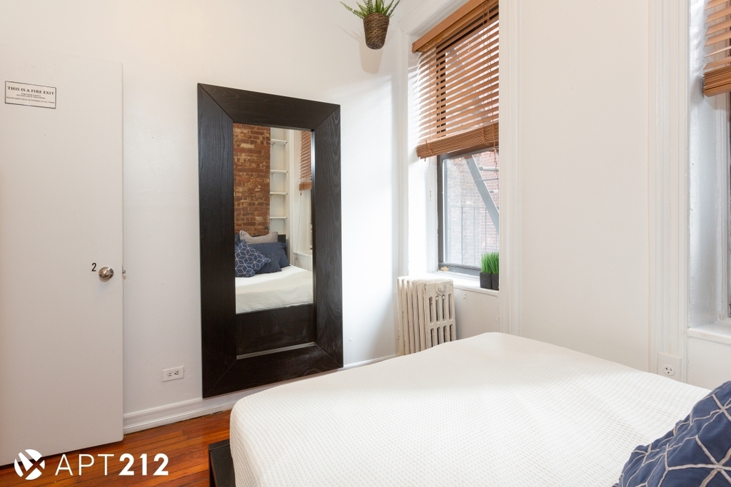 158 1st Avenue - Photo 8