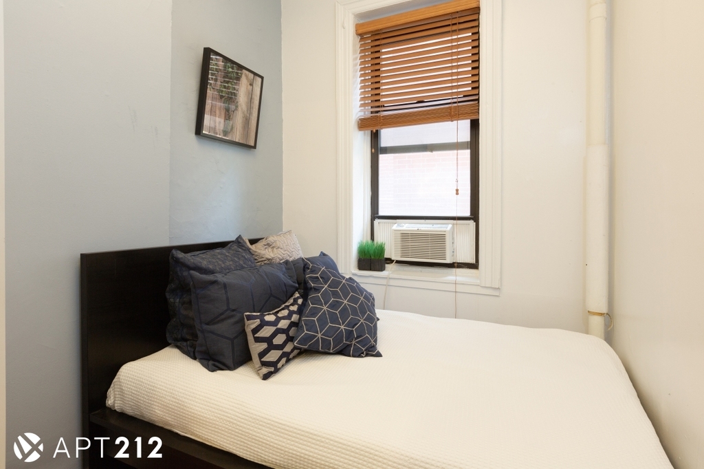 158 1st Avenue - Photo 5