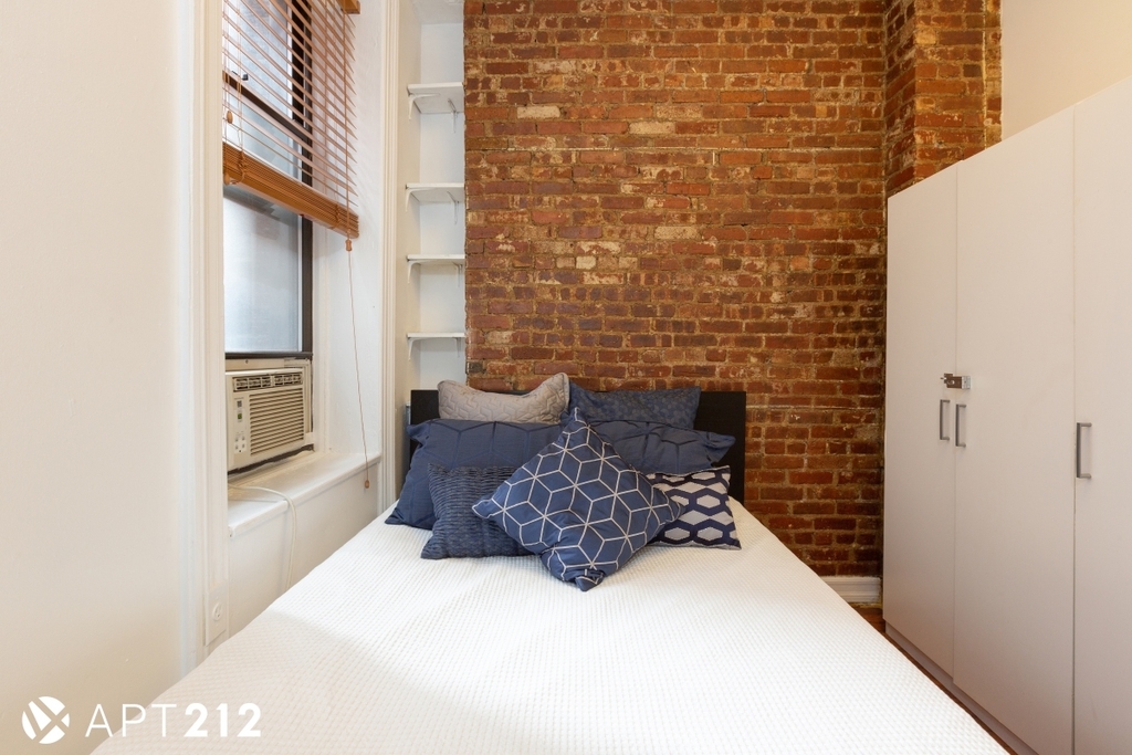 158 1st Avenue - Photo 11