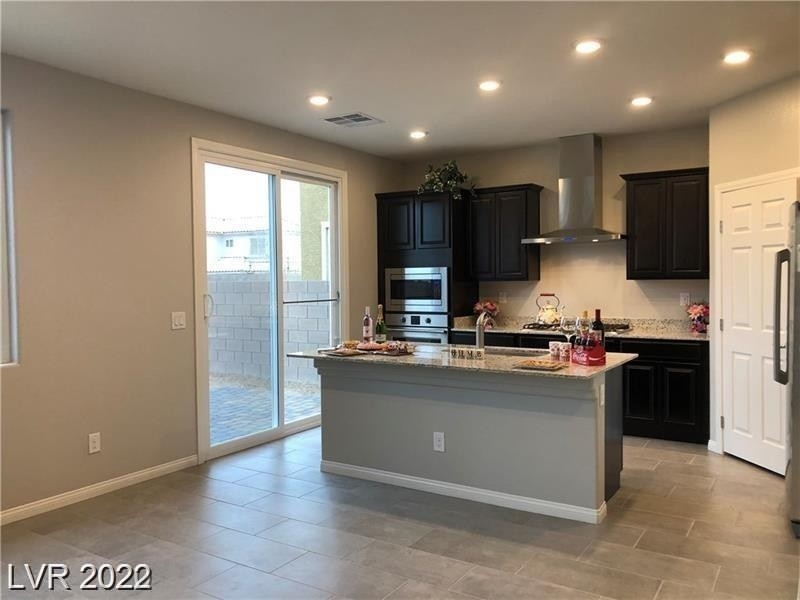 2646 Topaz Blue Street - Photo 4