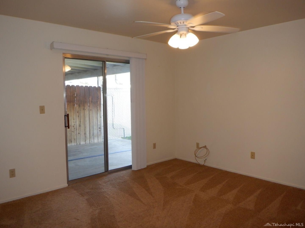 22025 Golden Star Boulevard - Photo 8