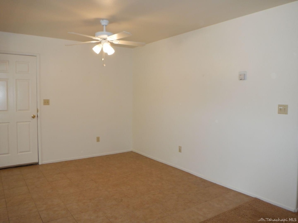 22025 Golden Star Boulevard - Photo 6