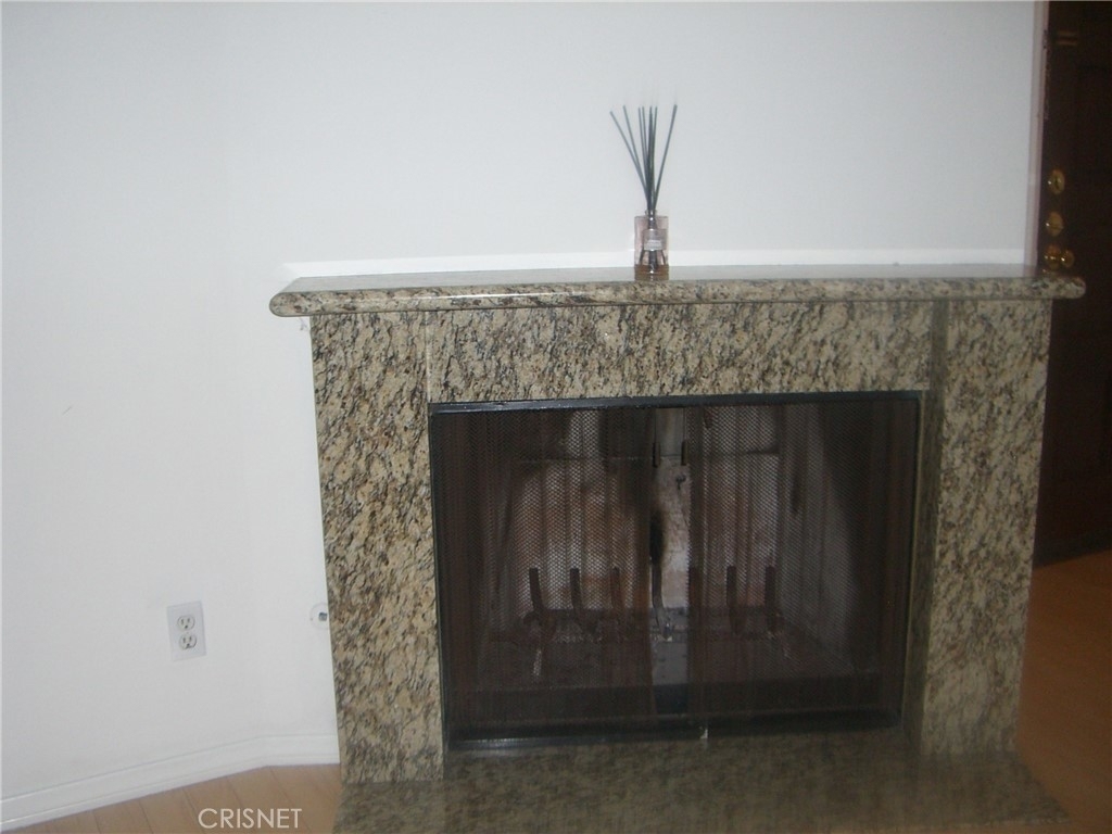 10720 Ohio Avenue - Photo 7