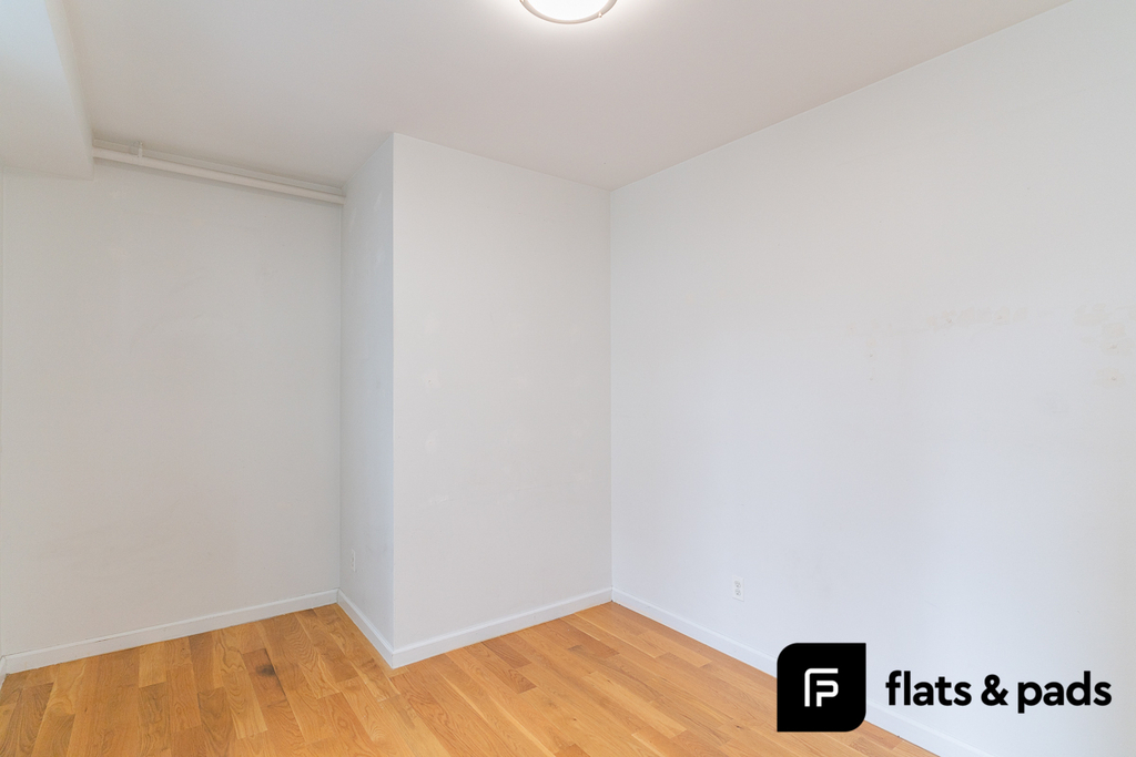 618 Bushwick Avenue - Photo 3