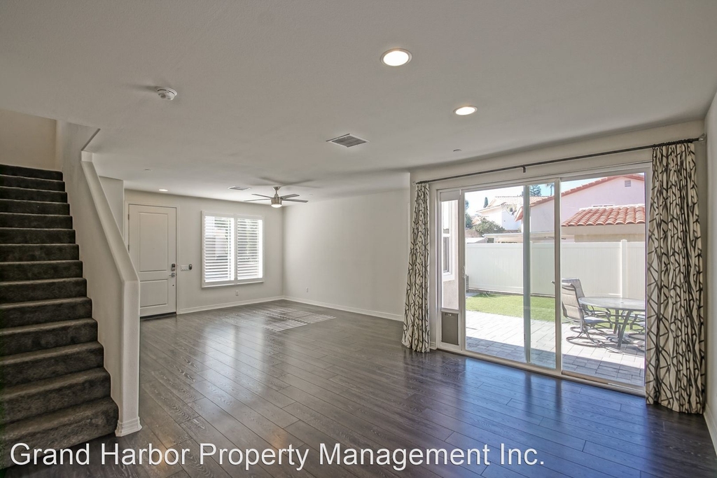 26039 Cypress Street - Photo 14