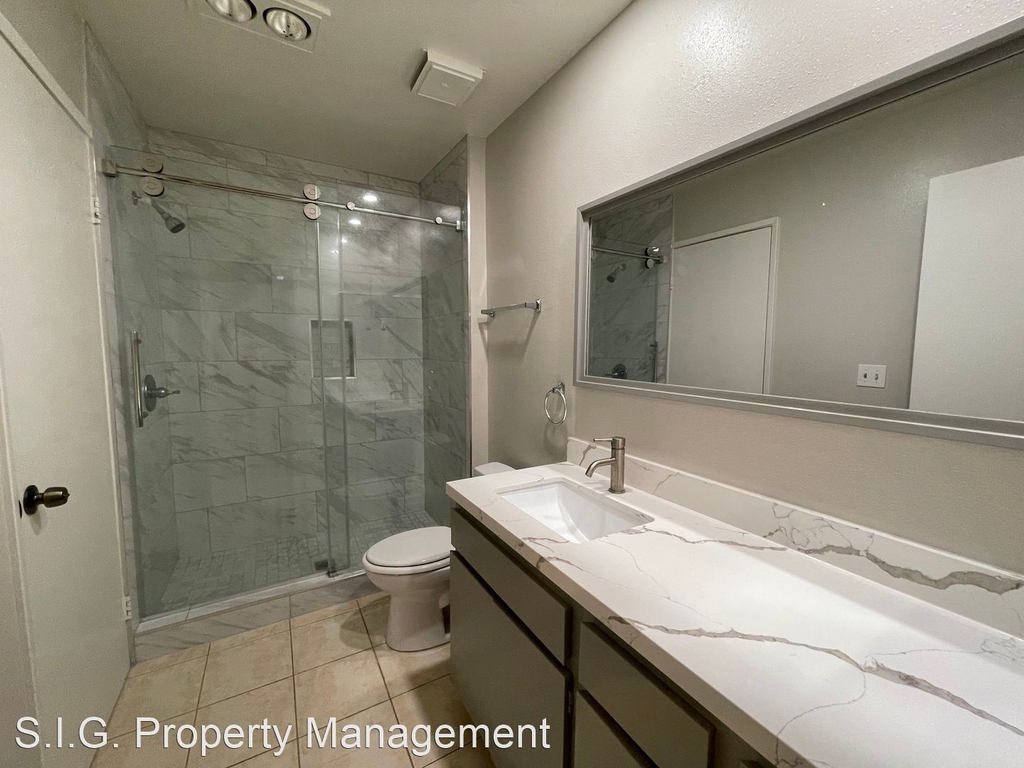 10441 Newhome Ave, #4 - Photo 9