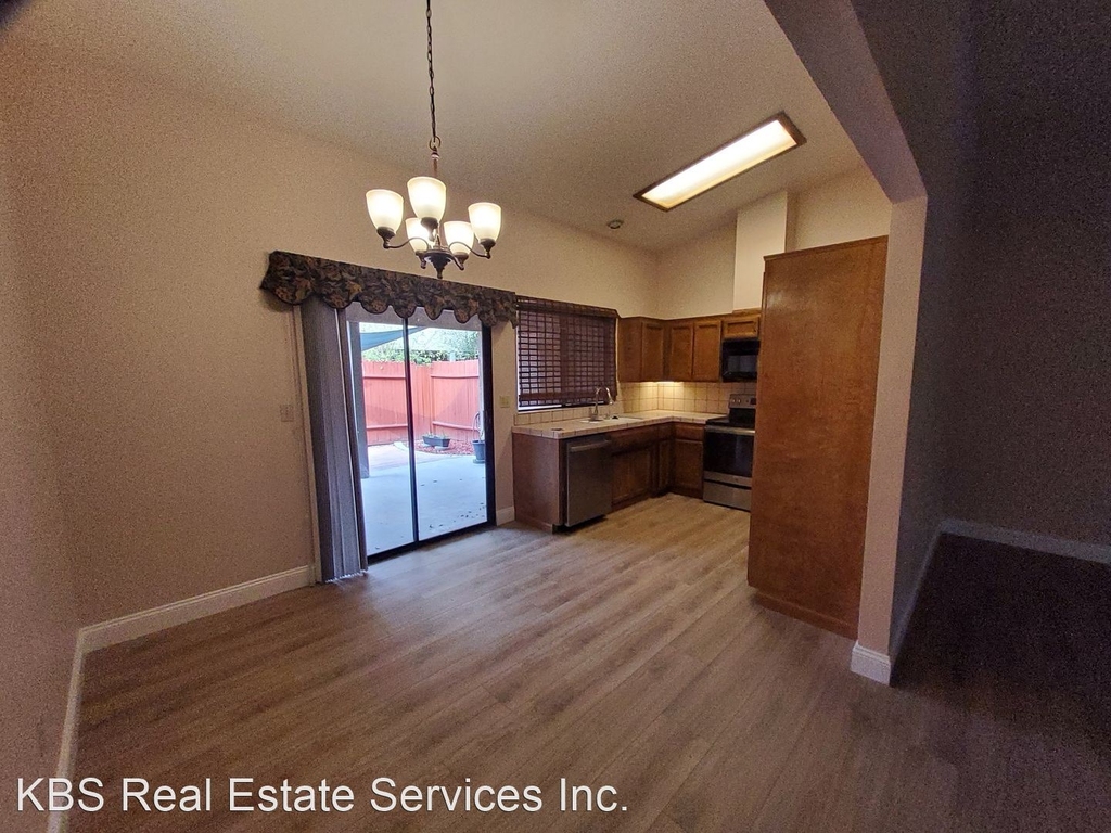 4305 Planz Road Unit D - Photo 2