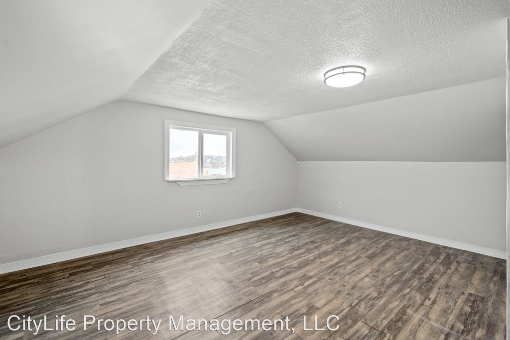 340 Boggs Avenue - Photo 29