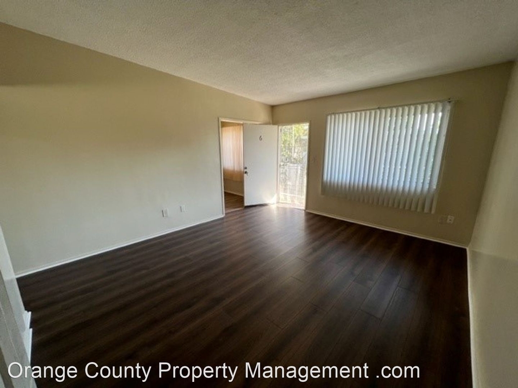 11642-11652 Stuart Drive - Photo 6