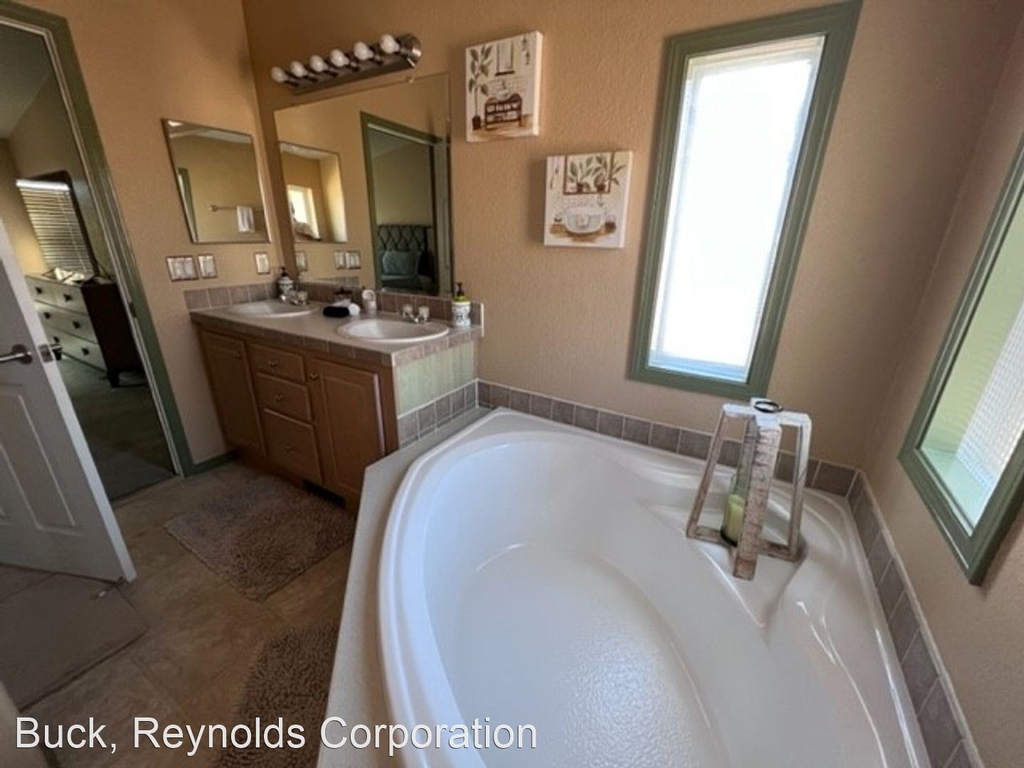 3391 South Ridge - Photo 18