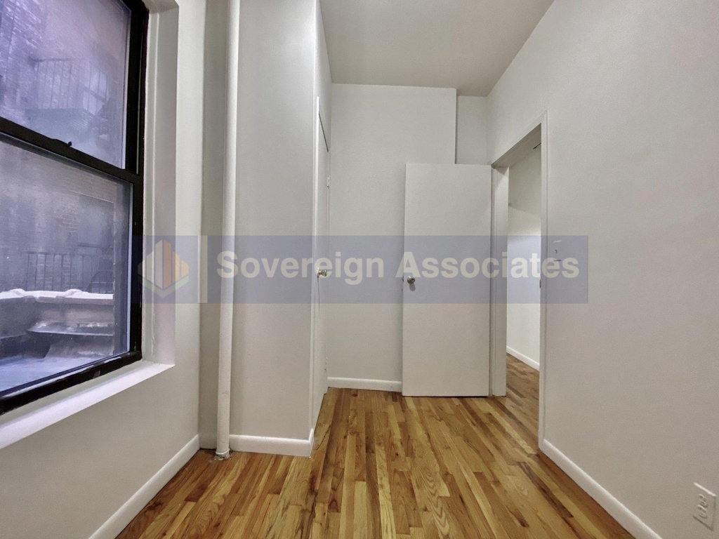 1270 First Avenue - Photo 6