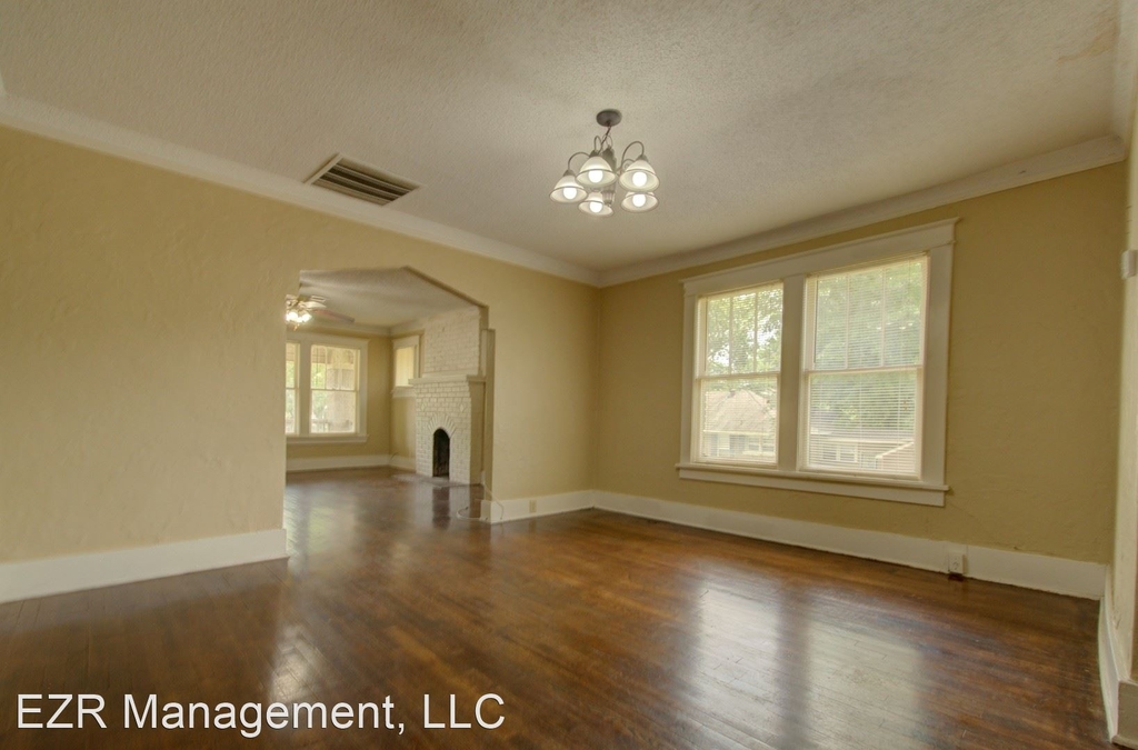 1561 Jackson - Photo 1