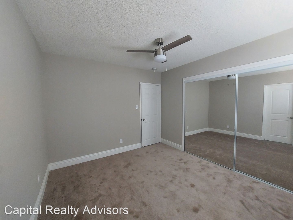 922 Park Circle - Photo 7