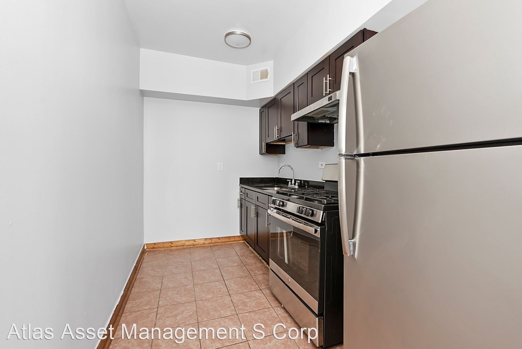 3014 W 63rd St - Photo 3