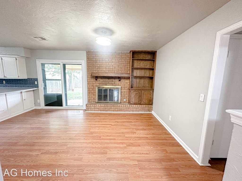 5821 Nw 62nd Terrace - Photo 8