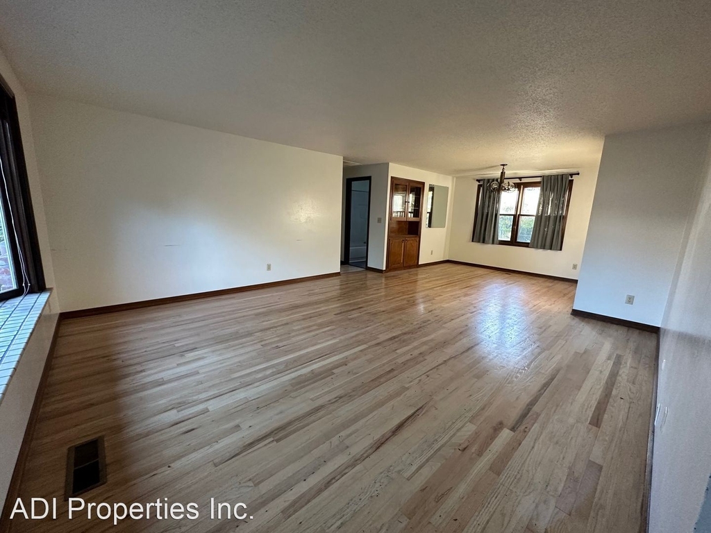 3755 Nw 183rd Ave. - Photo 1