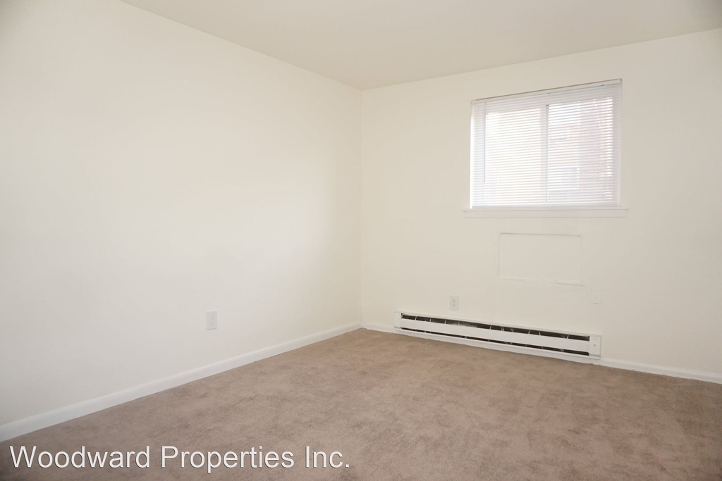 8723 West Chester Pike - Photo 5