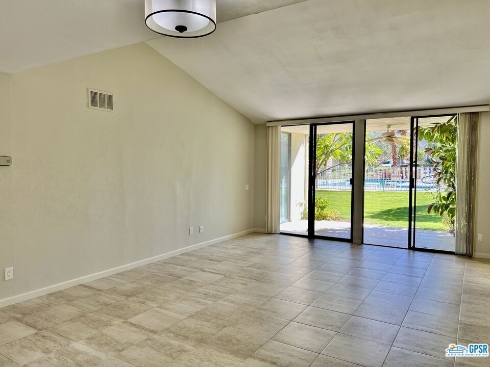 1145 S La Verne Way - Photo 6