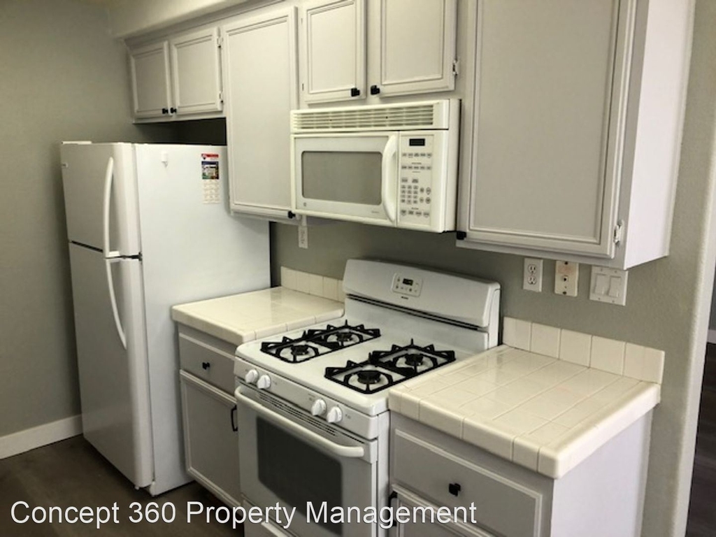 21830 S Vermont Ave, Unit 5 - Photo 12