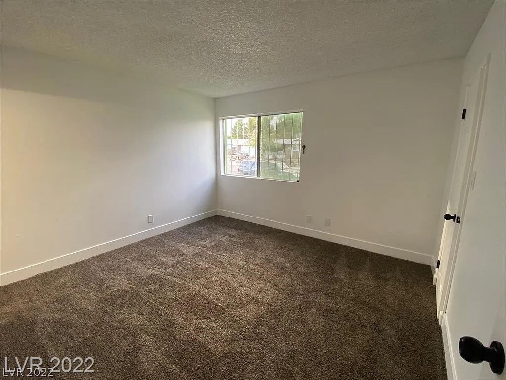 6145 Foothill Boulevard - Photo 11