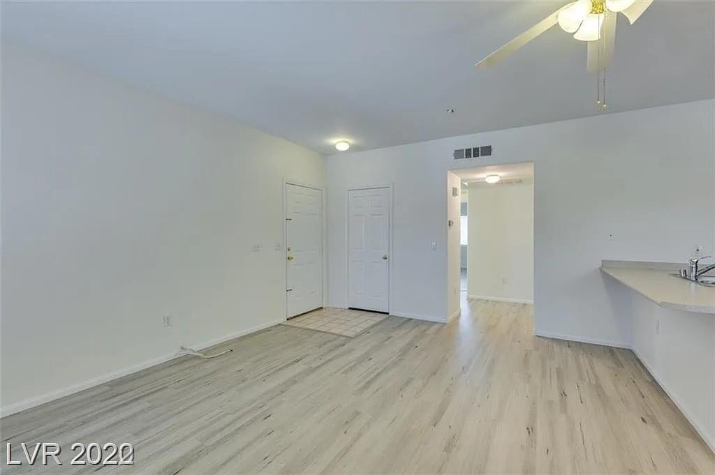 855 North Stephanie Street - Photo 4