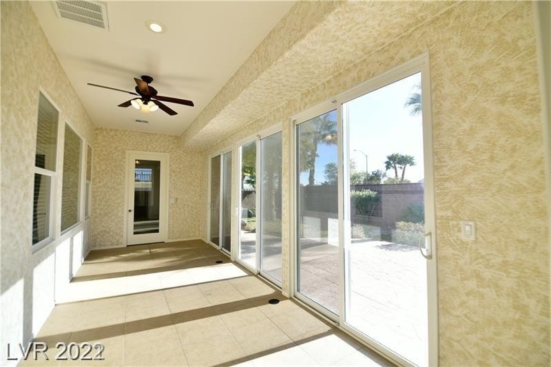 9425 Silent Oak Court - Photo 33