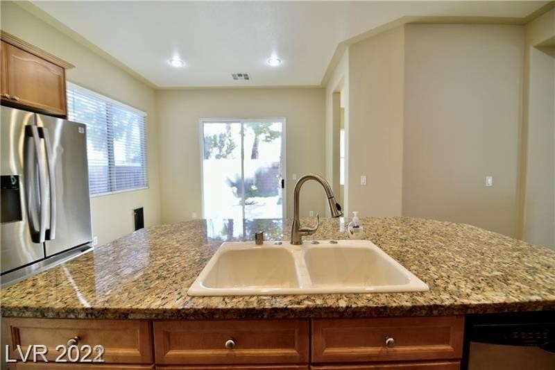 9425 Silent Oak Court - Photo 14